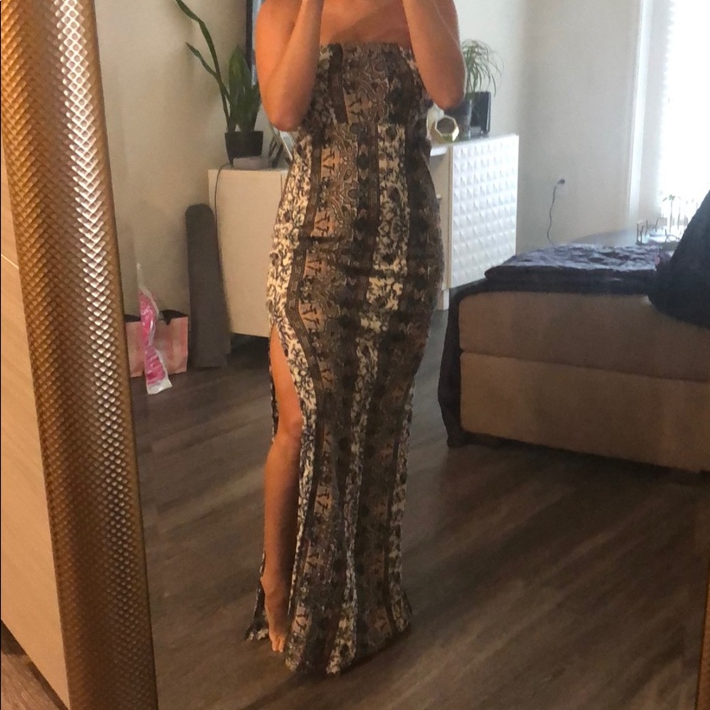 Dress - Picture 2 of 4